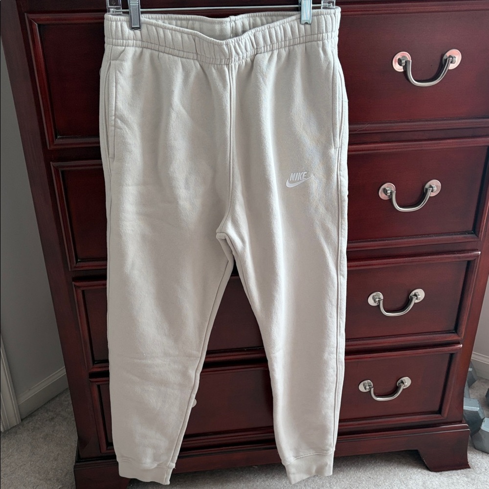 Nike Men's Cream Colored Joggers